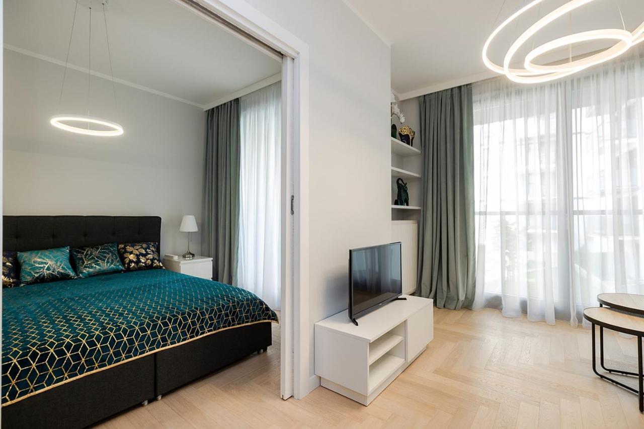 Wola Luxe Apartment Warsaw Exterior photo