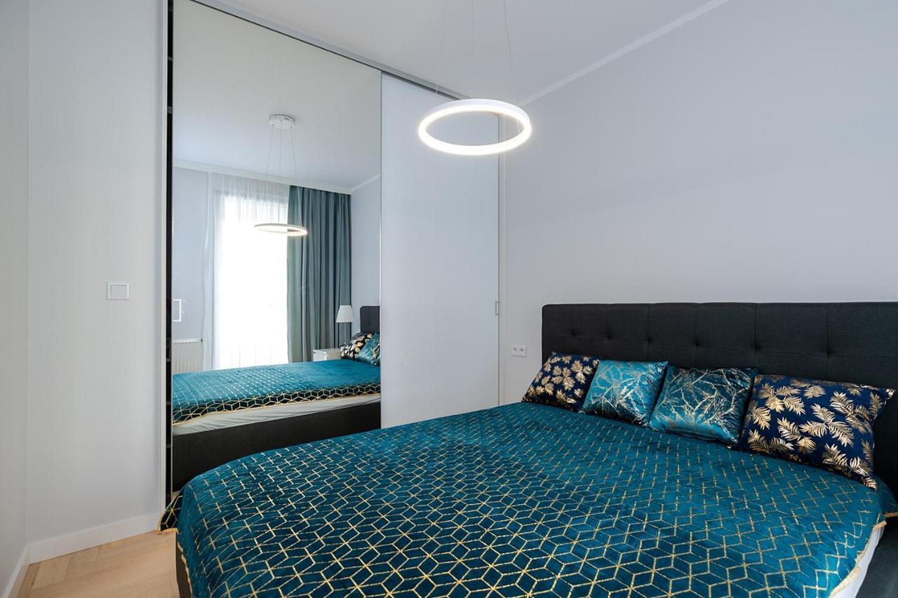 Wola Luxe Apartment Warsaw Exterior photo